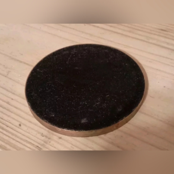 Vintage Ukrainian porcelain and brass polka dancing couple coaster - Picture 3 of 5